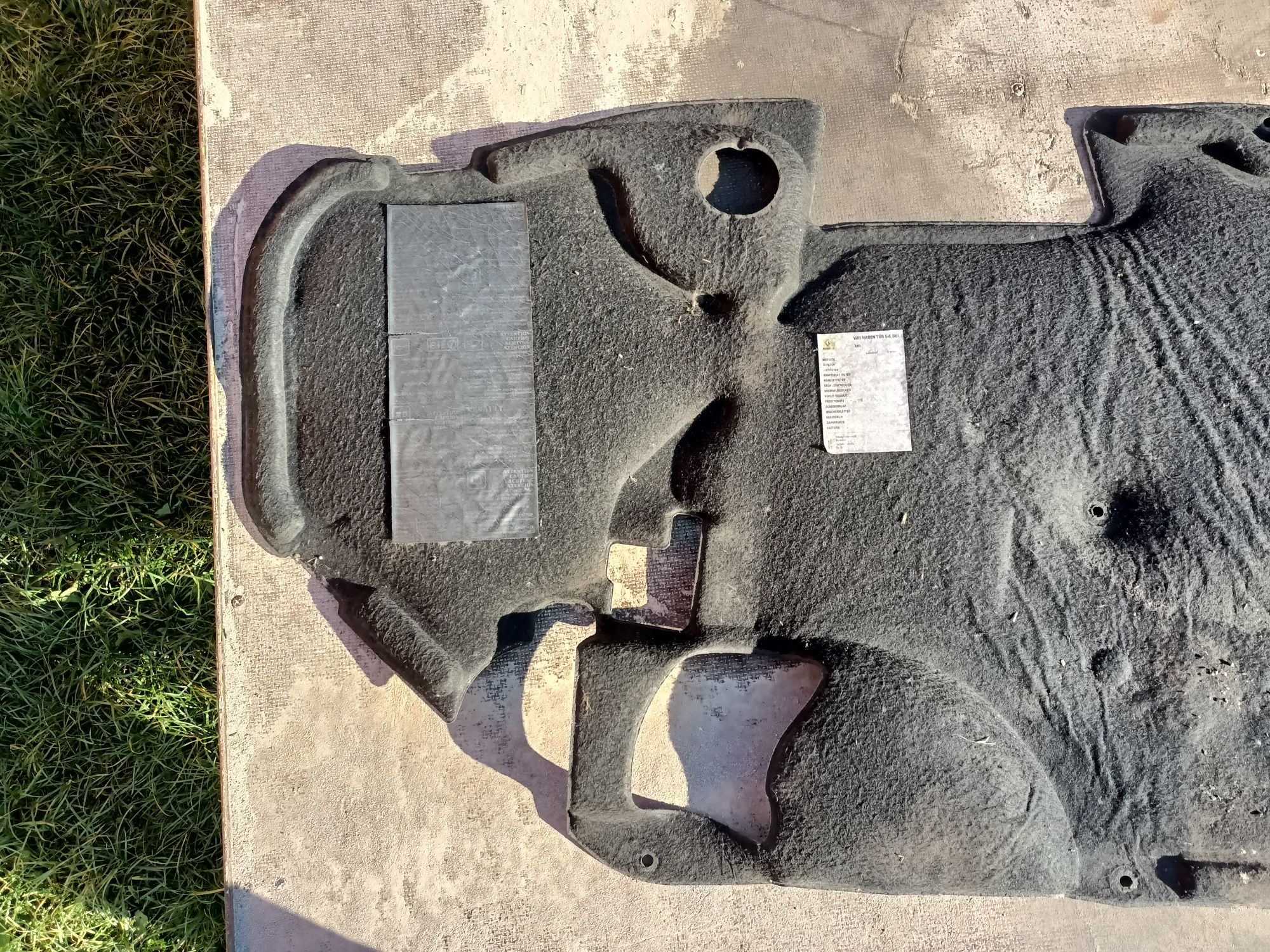 Wyciszenie maski Renault Kangoo 1 wygłuszenie
