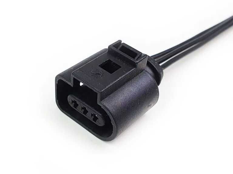 Фишка разъем датчика парковки BMW Citroen Peugeot Audi Tesla коннектор