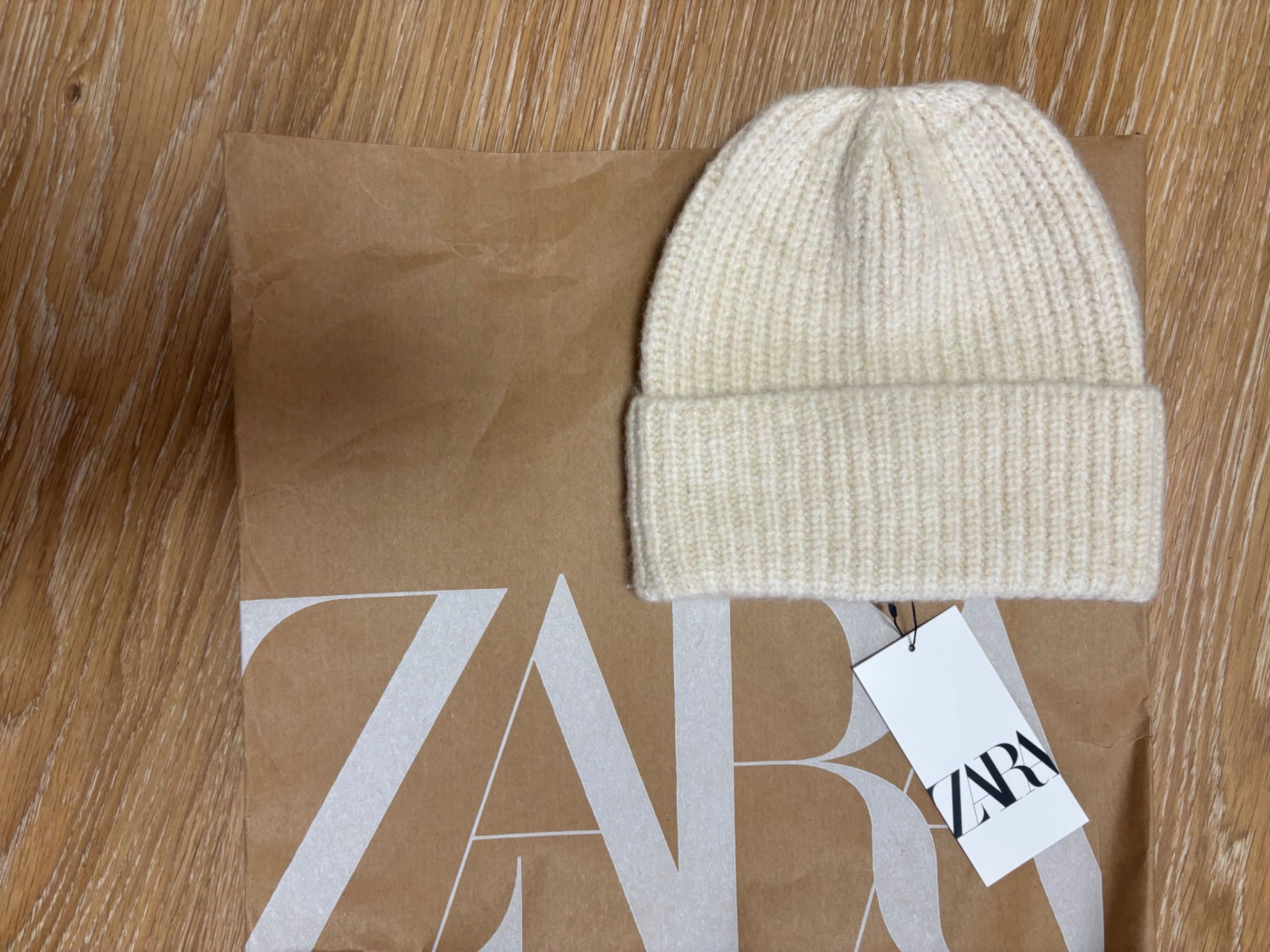 Шапка біні Zara рубчиком М/38 з вмістом вовни