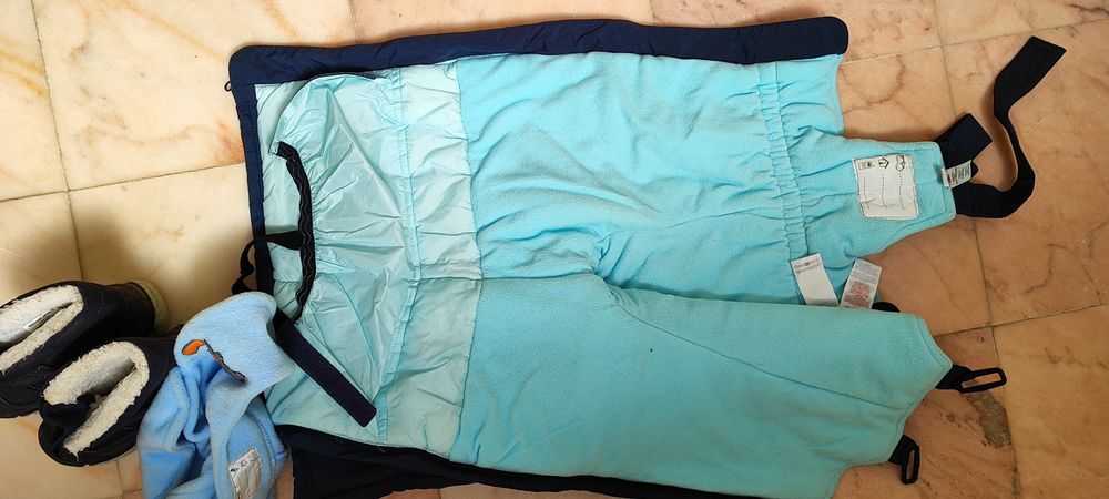 Fato neve, botas , gorro para criança, 3 anos , como novo