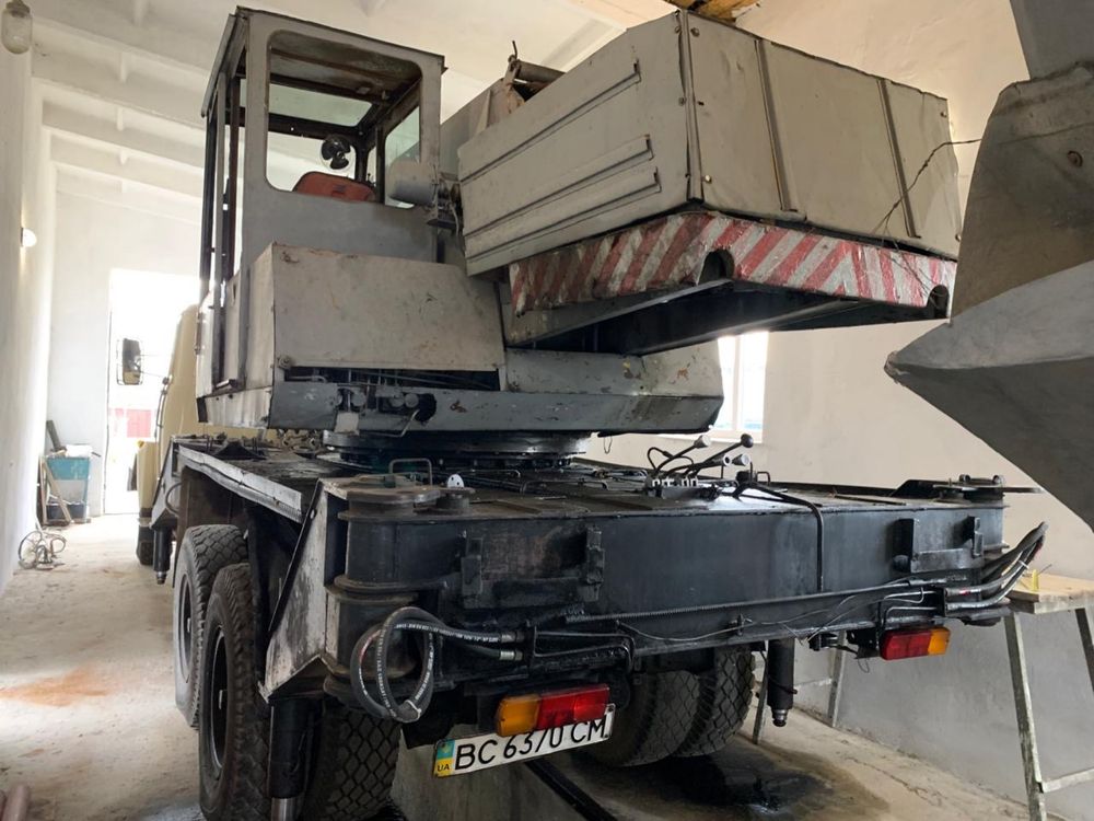 Автокран КС 3575A