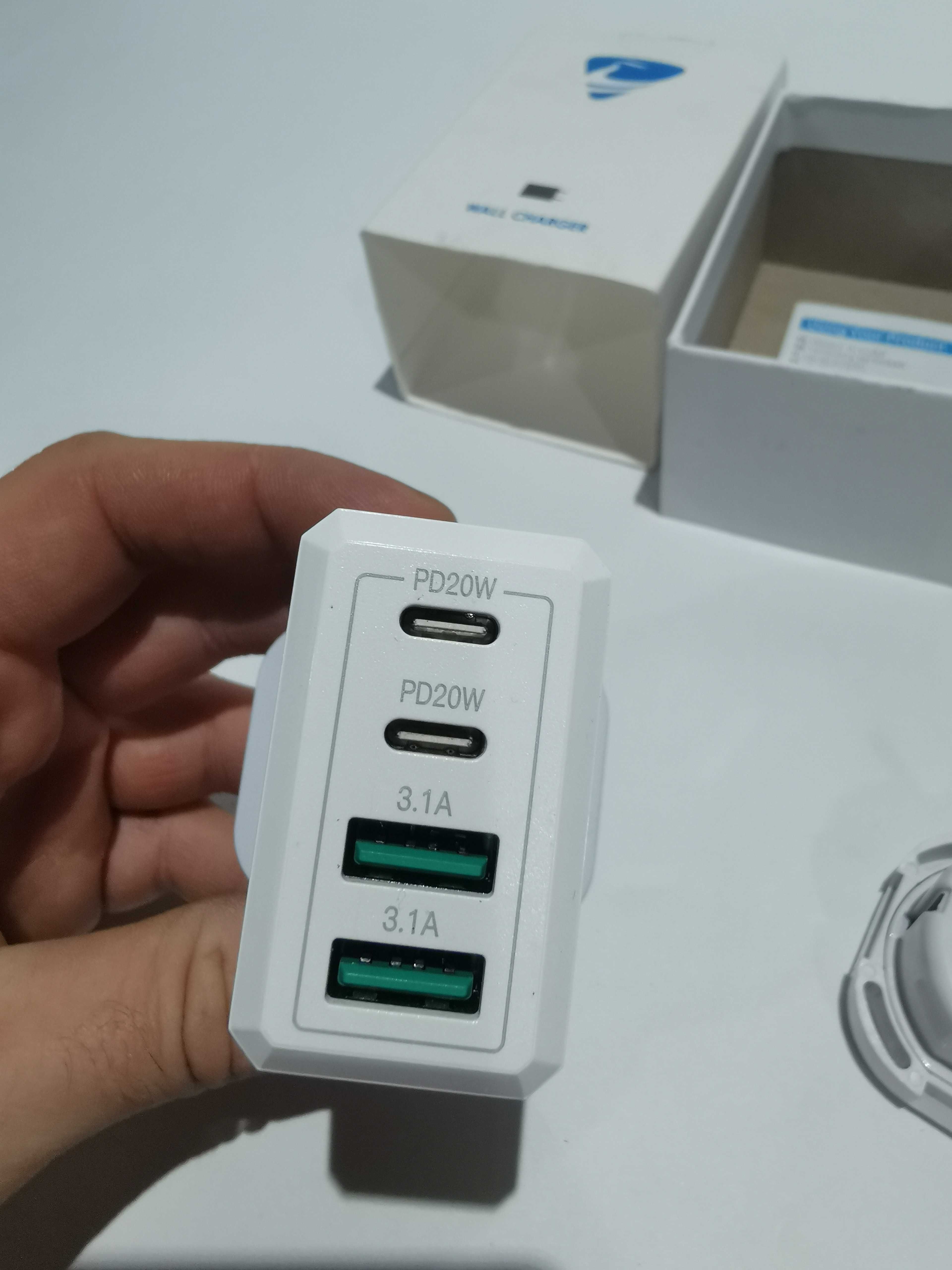 ładowarka 2x USB C/ 2x usb  re-pd601