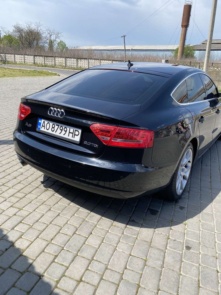 Audi A5 , 2010рік  2.0 тді