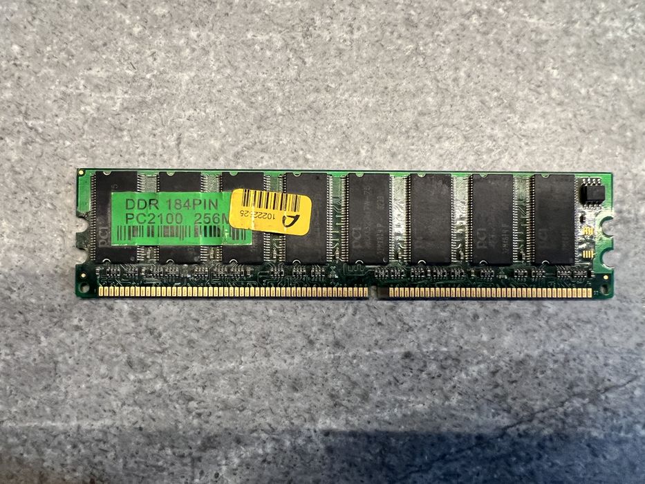 Pamięć RAM 256MB PC2100