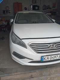 Hyundai Sonata LF