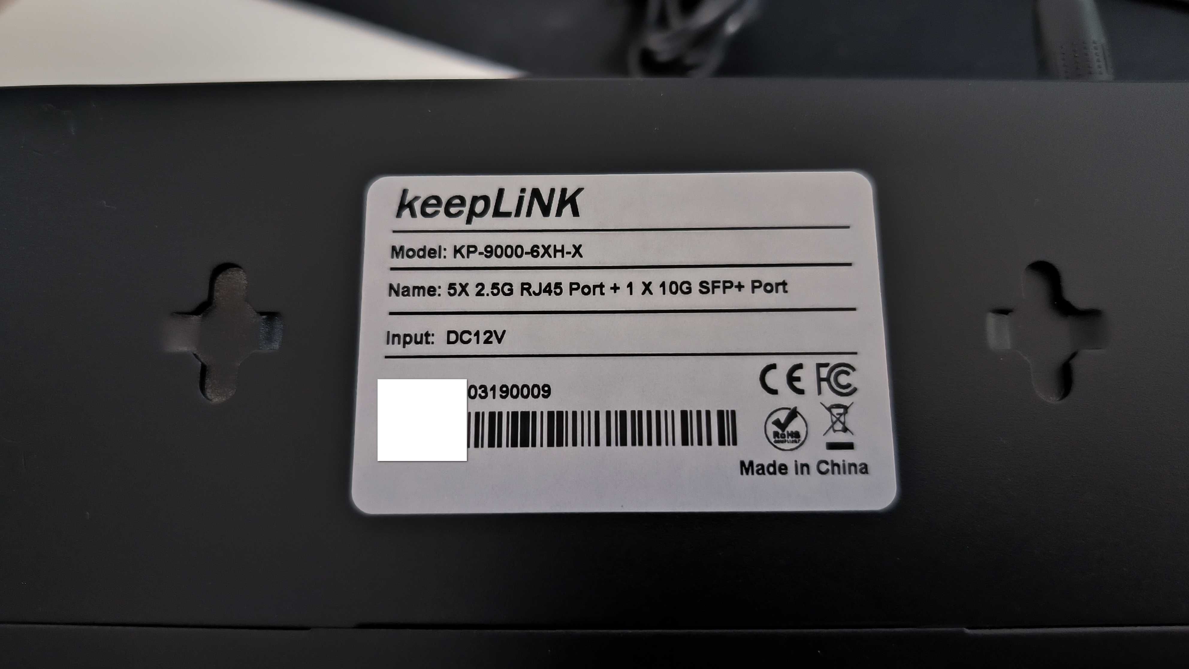 KeepLink 5-п.   2,5 Гбіт/с  +1   10G SFP+  мережевий комутатор.