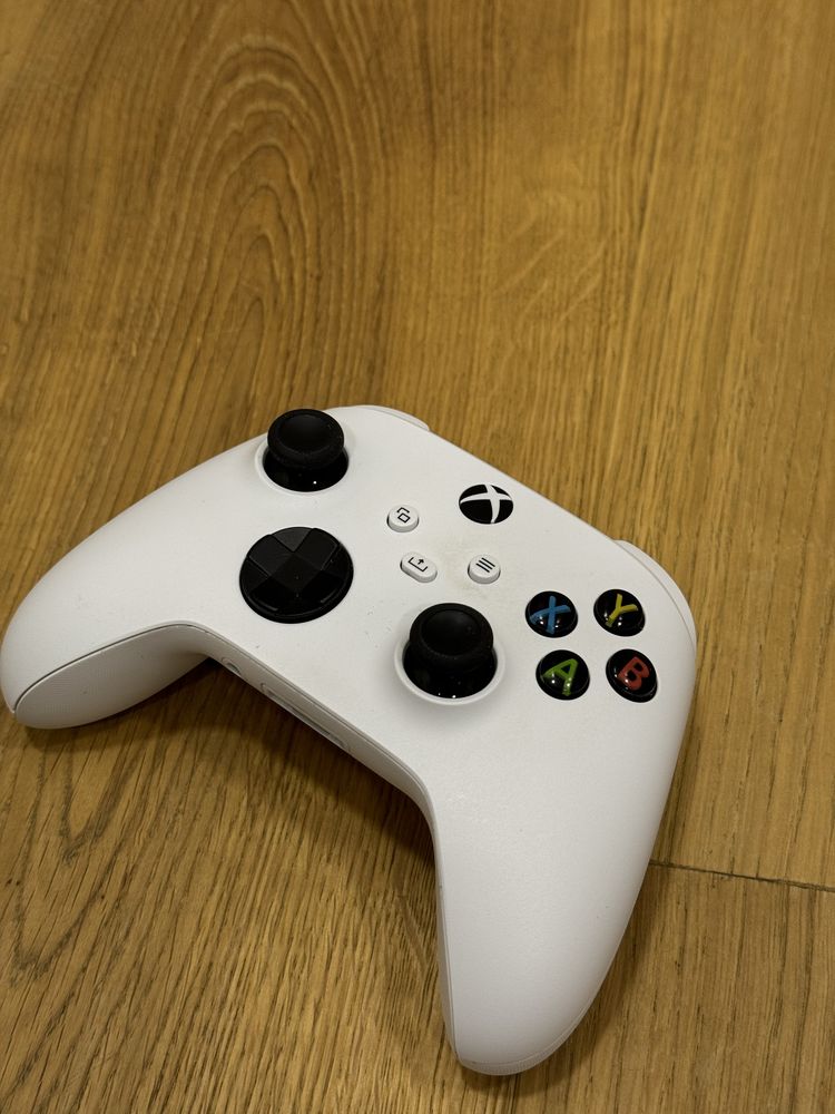 xbox series S 512 + джостик