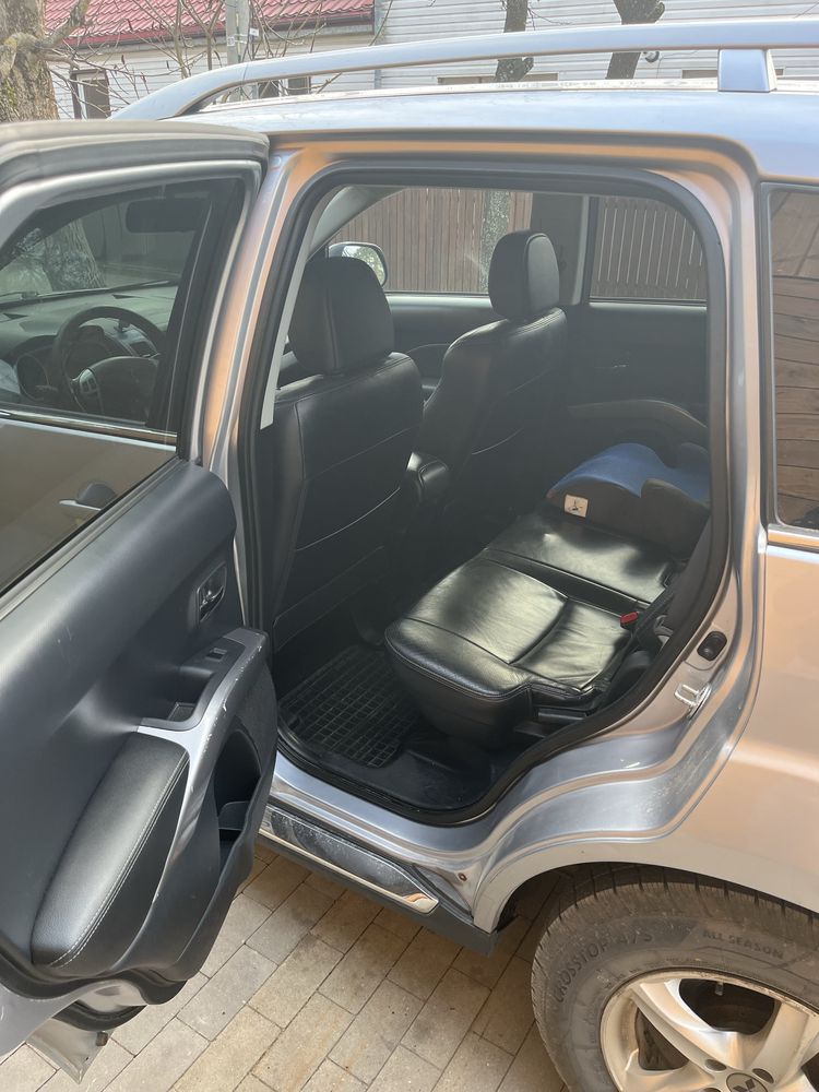 Peugeot 4007 2.2 HDI 2008 rok 4x4