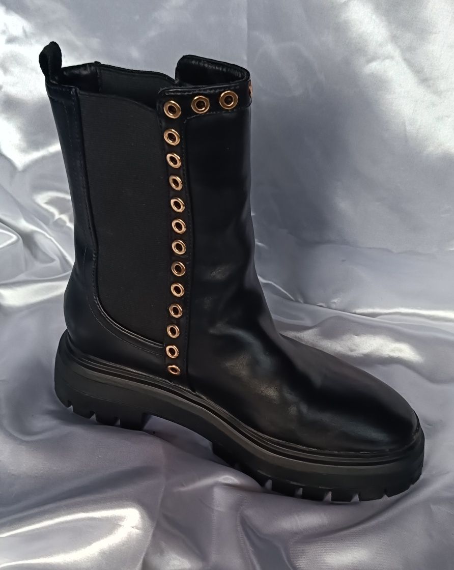 Buty typu botki Reserved roz 38