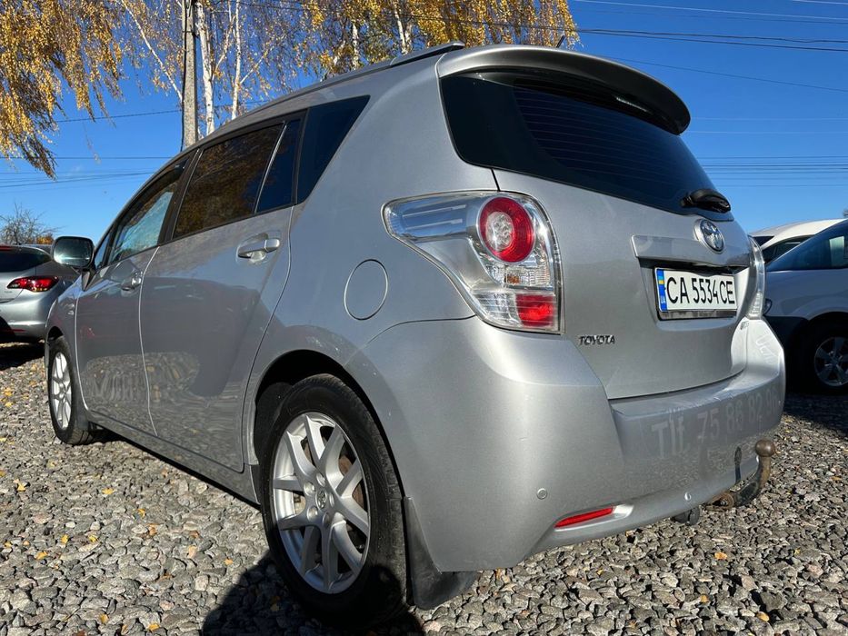 Продам Toyota Verso