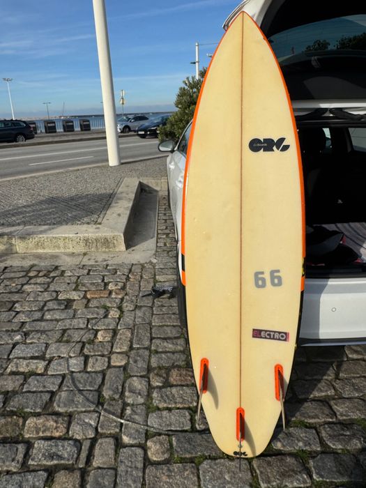 Prancha surf como nova