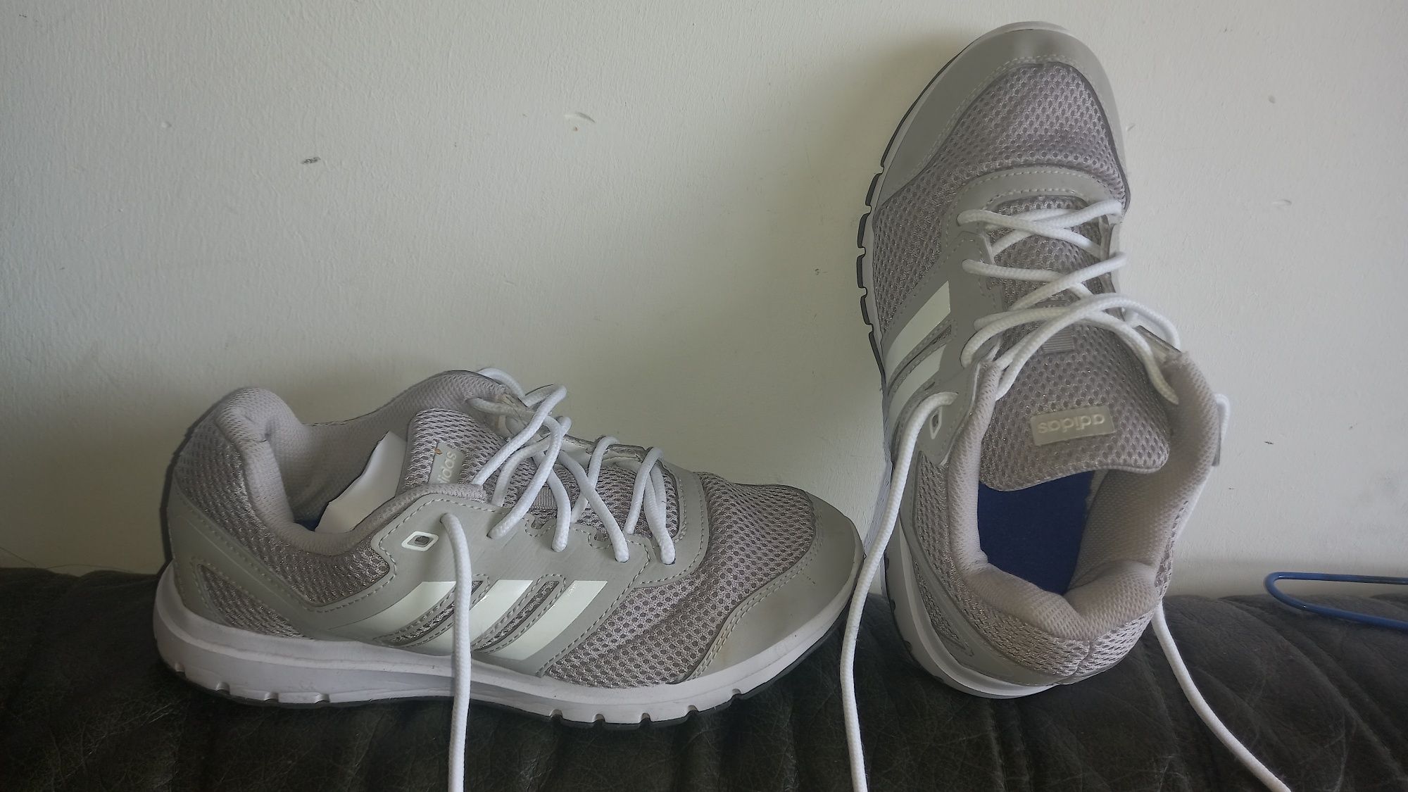 Botas  e tenis senhora  37