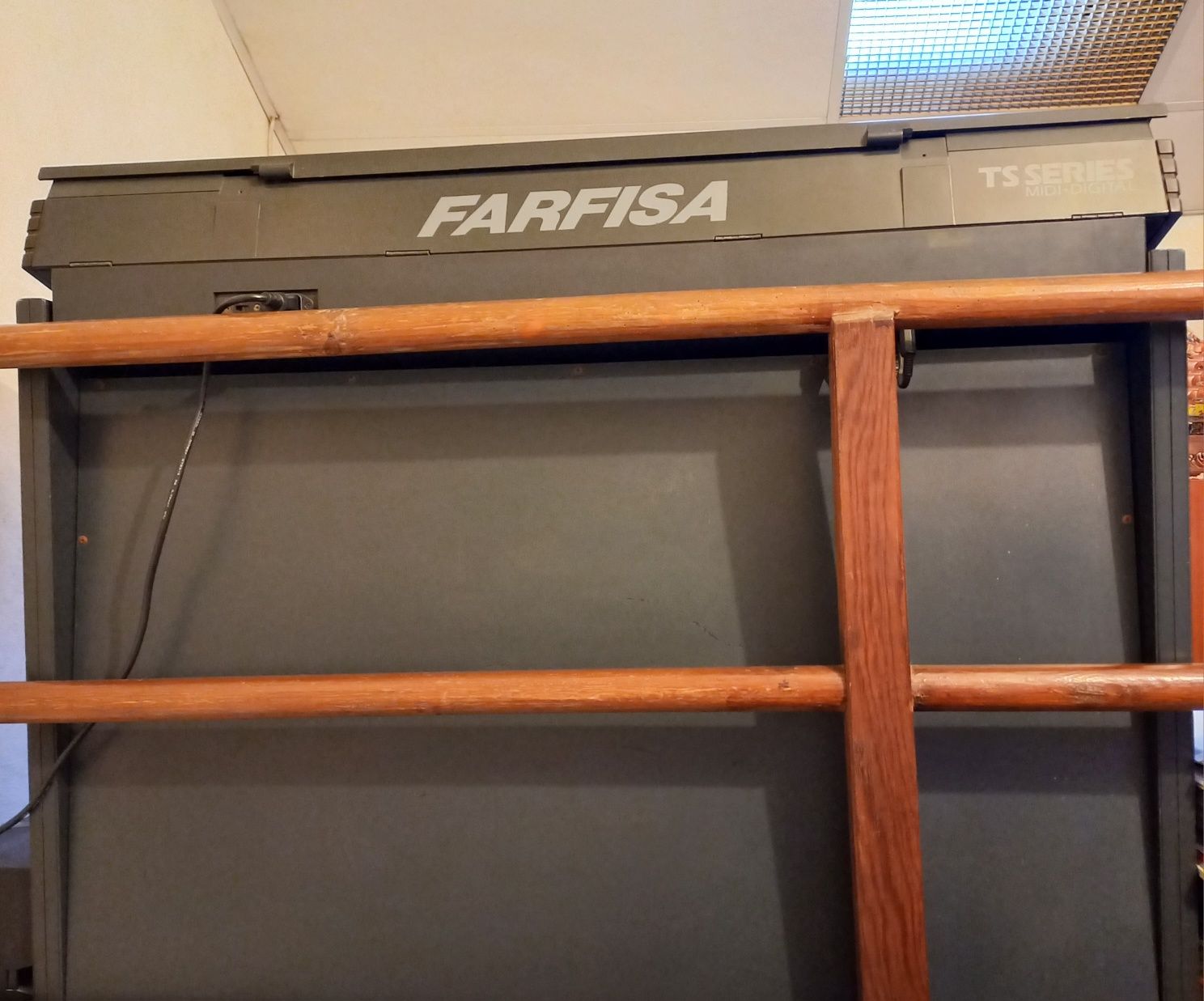 Órgão Farfisa TS-Series