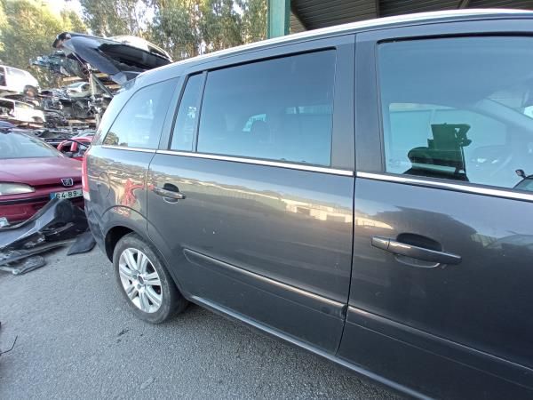 Porta trás direita OPEL Zafira B (A05)