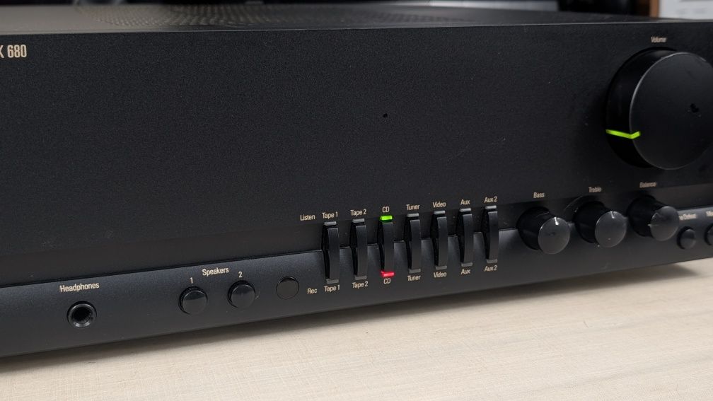 Harman Kardon HK680 Audiofilski wzmacniacz stereo