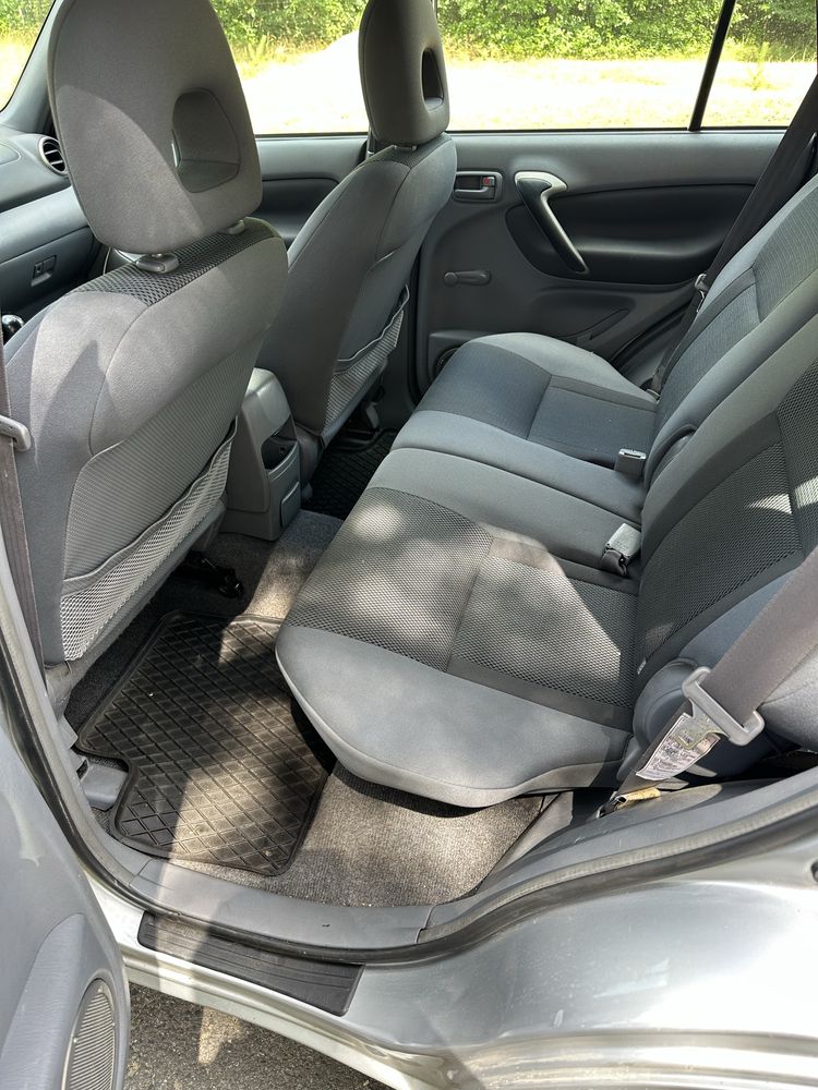TOYOTA RAV4 2.0D4D 116KM 4X4