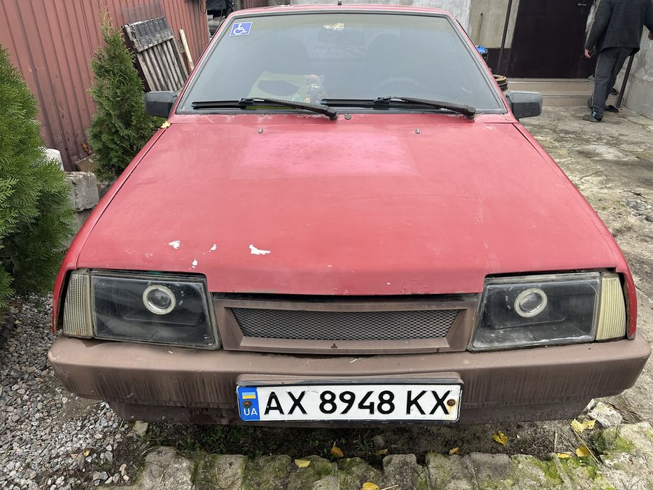 Ваз 2108,машина на ходу, технически исправна