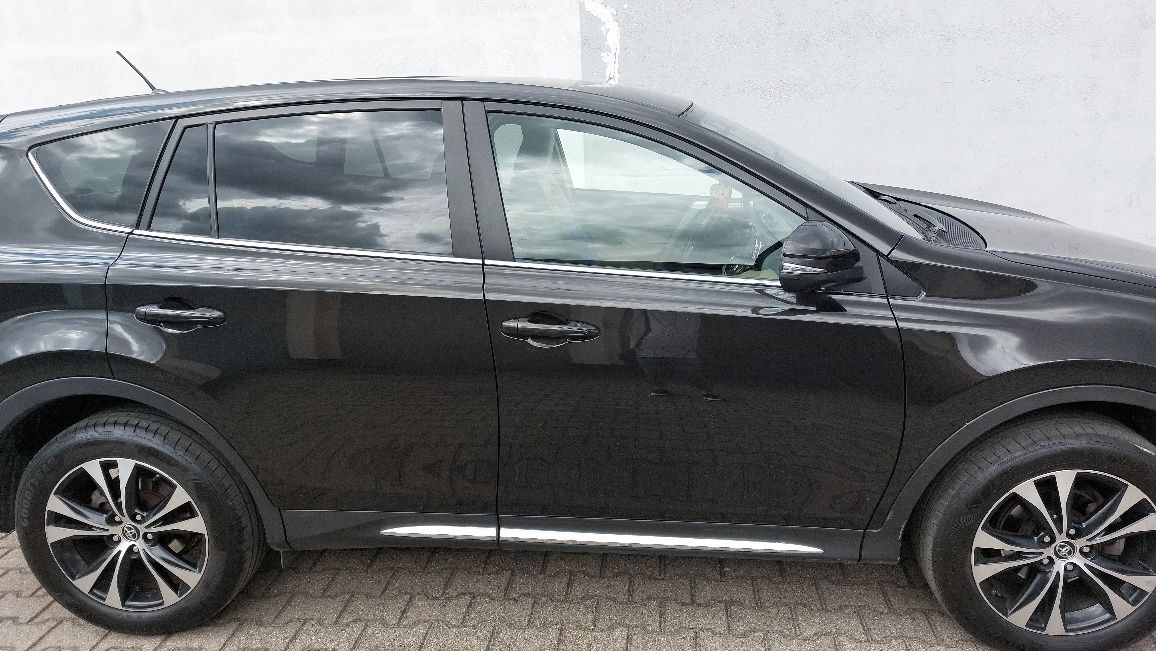 Sprzedam Toyota Raw4 2.0.D 4x4