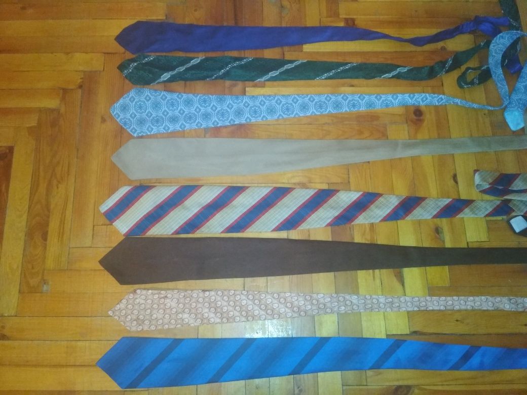 Продам галстуки б/у