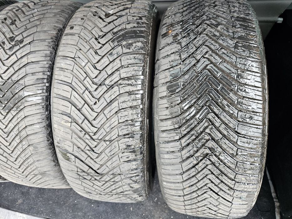 4x Opony Continental wielosezonowe 205/50/17 r allseason contanct