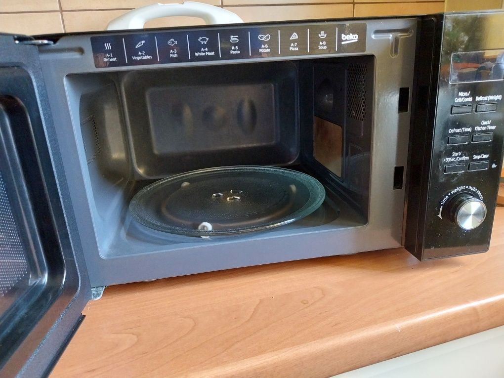Mikrofalówka Beko MGF 20210B