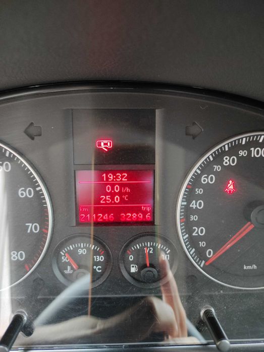 Продам автомобіль Volkswagen Touran 2004 року