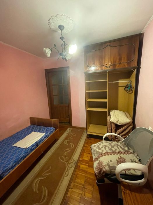 Здам кімнату в 3-ох кімнатній квартирі