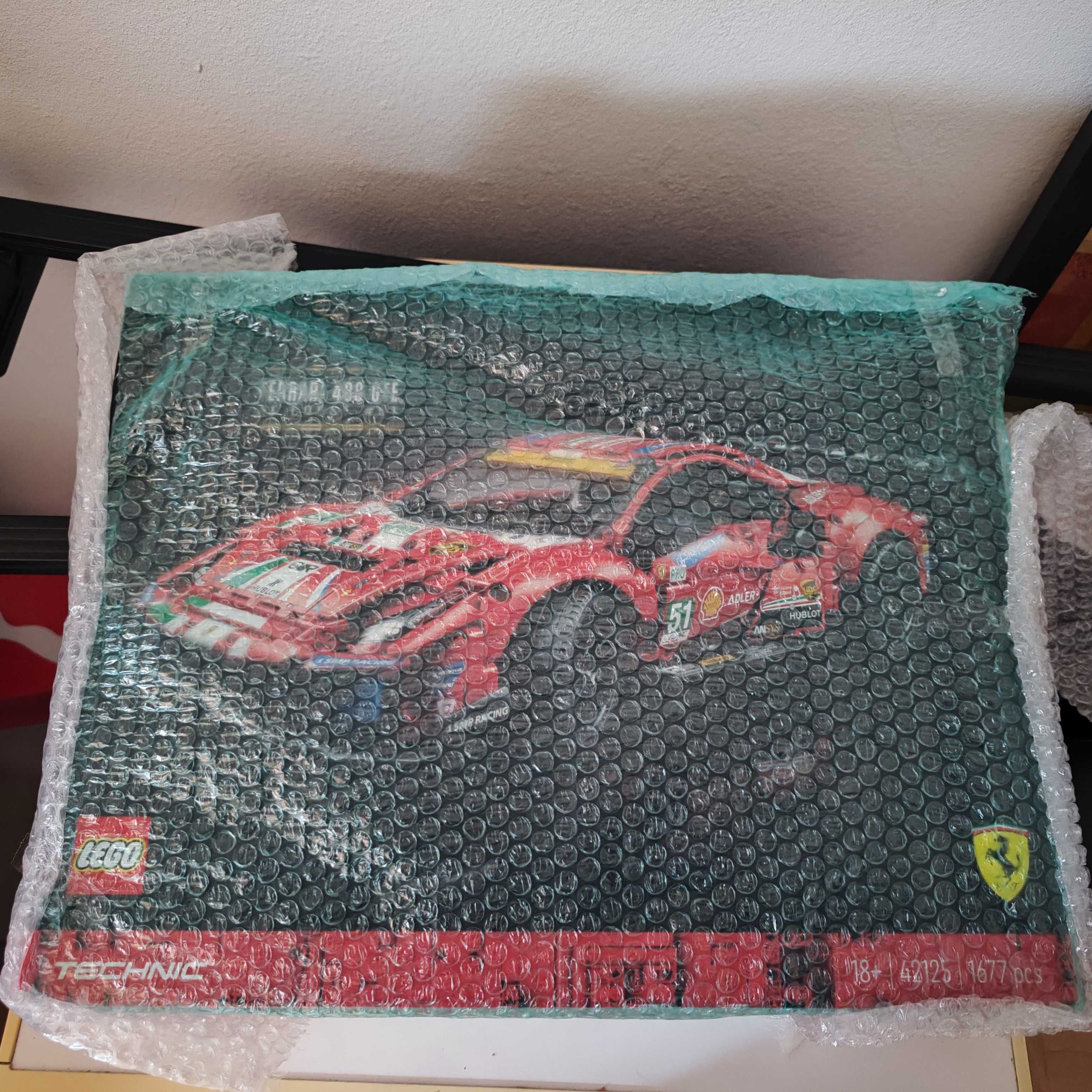 Lego Ferrari 488 GTE 42125