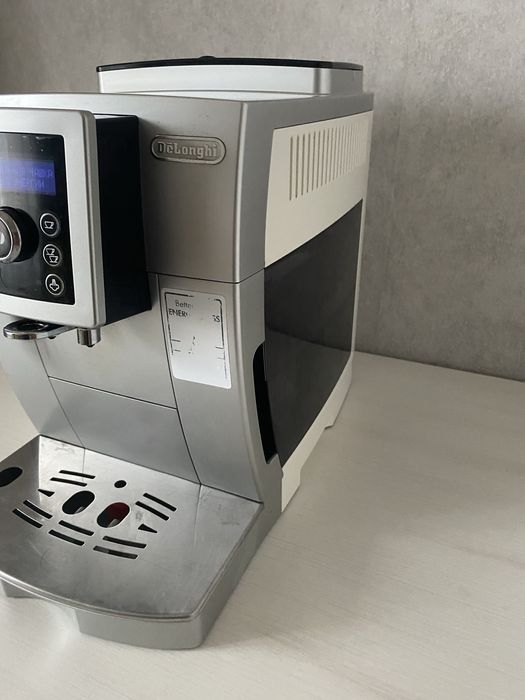 Кавомашина Delonghi Intensa ECAM 23.420 є Вибір