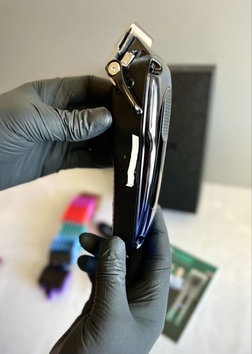 Машинка для стрижки VGR V-013 | 2000 mAh, LED, 8 насадок