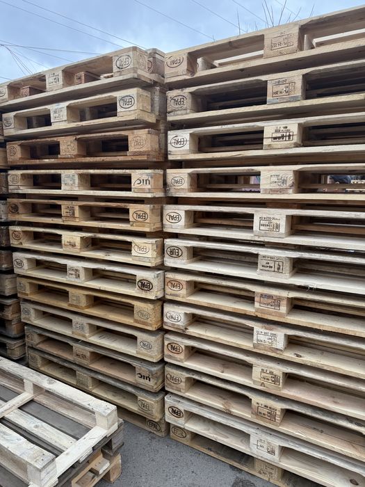 Продаж дерев’яних Паллет