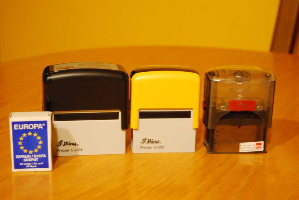 Pieczątka automatyczna średniej wielkości