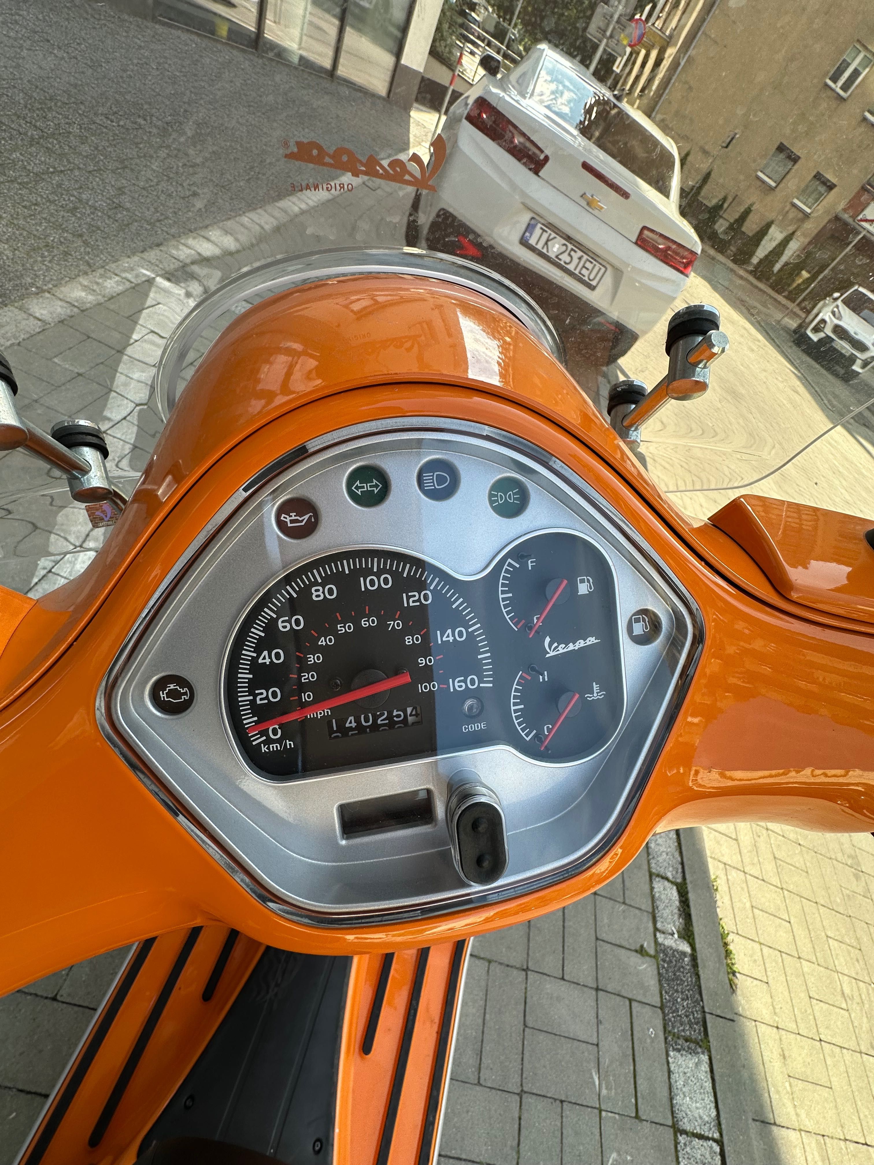 Vespa 125cm super sport