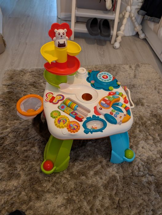 Mesa de atividades para Bebés