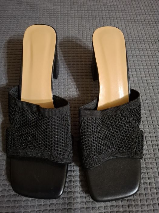 Klapki na obcasie roz 39