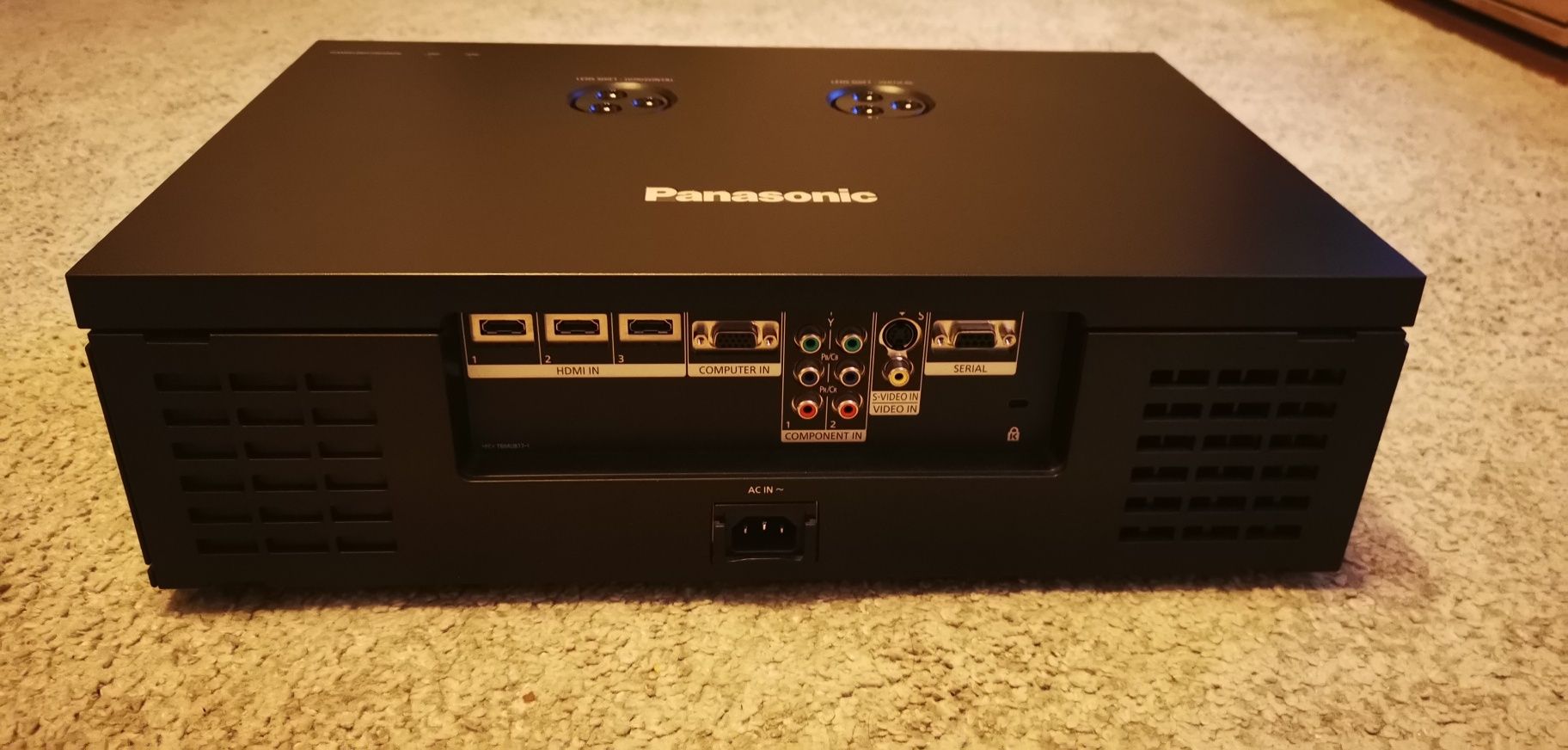 Panasonic PT-AE3000 / 190h od nowości