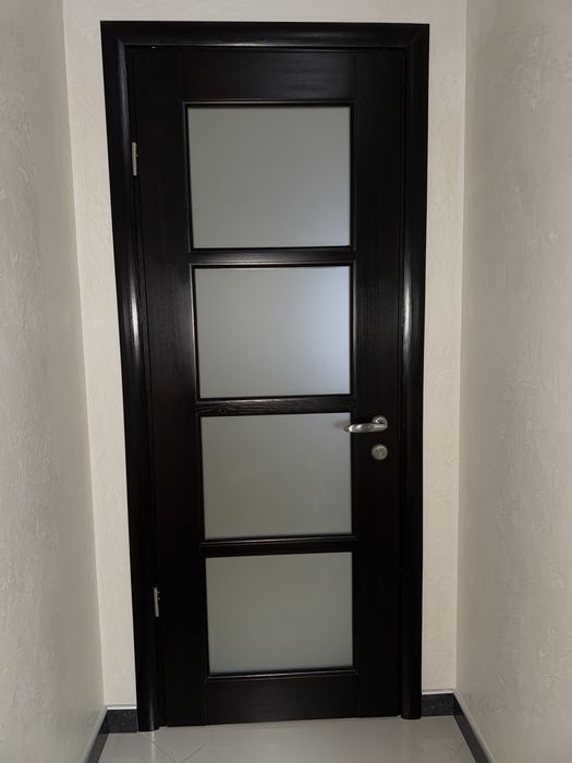 Двері, дуб, двери дубовые. Двери со стеклом. Готовые двери б/у