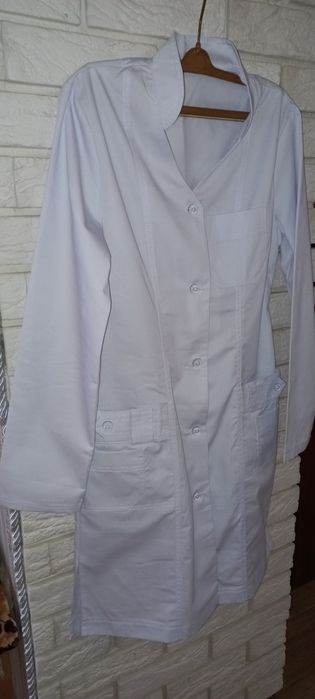 Новий медичний халат