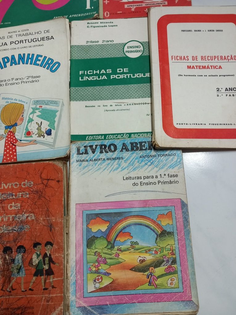 Livros da escola primária dos anos 70 (antigos)