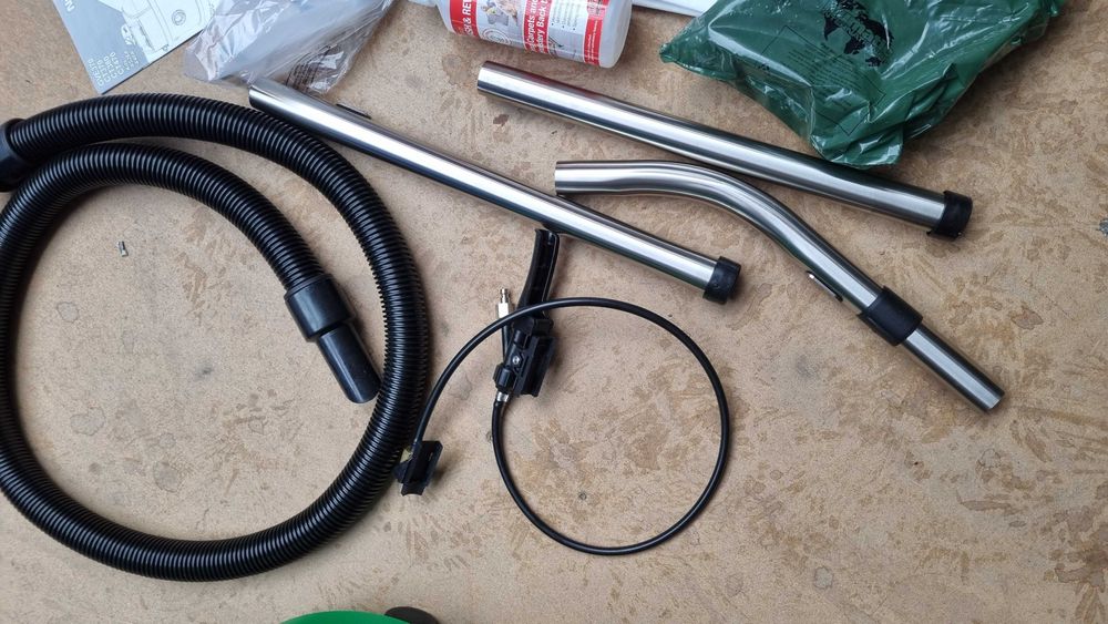 Odkurzacz piorący NUMATIC George GVE370-2