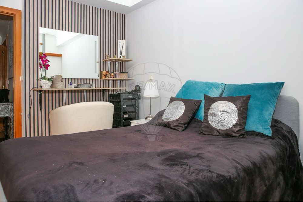 Arrenda se quarto 500€