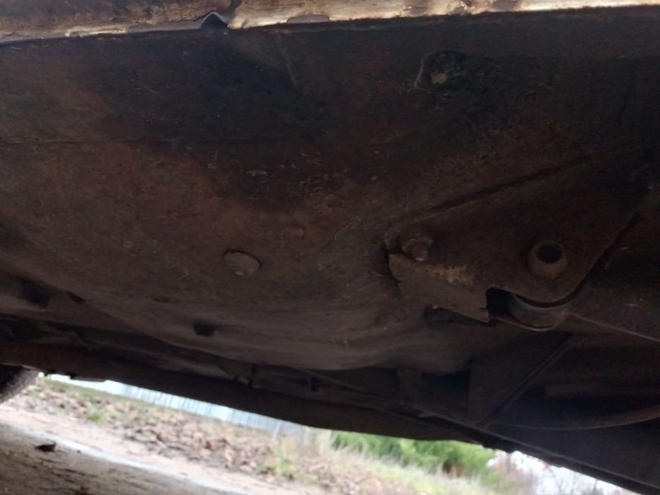 Продам автомобіль на повному ходу