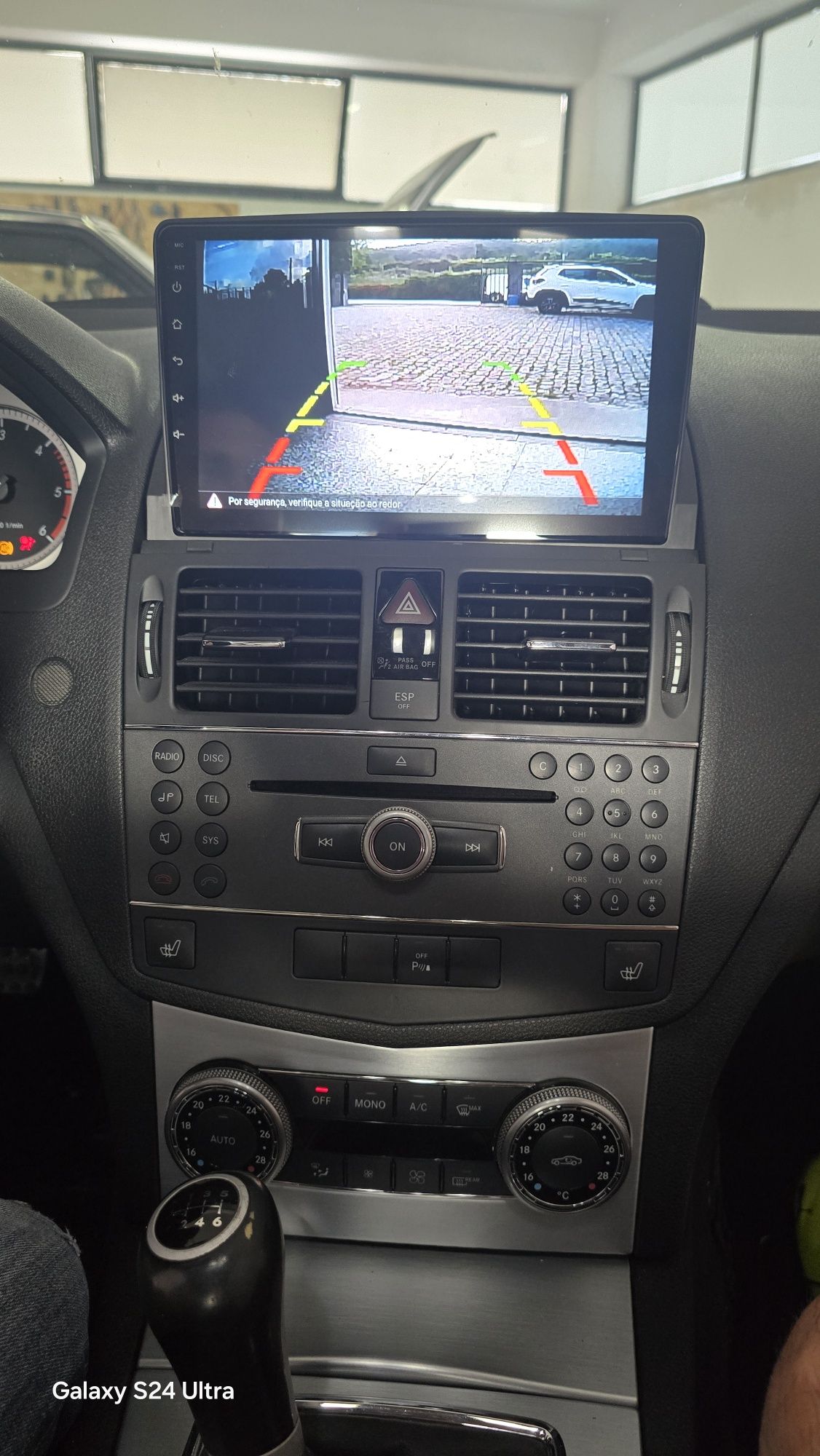Rádio Mercedes W204 Android 13 com GPS (Novo)
