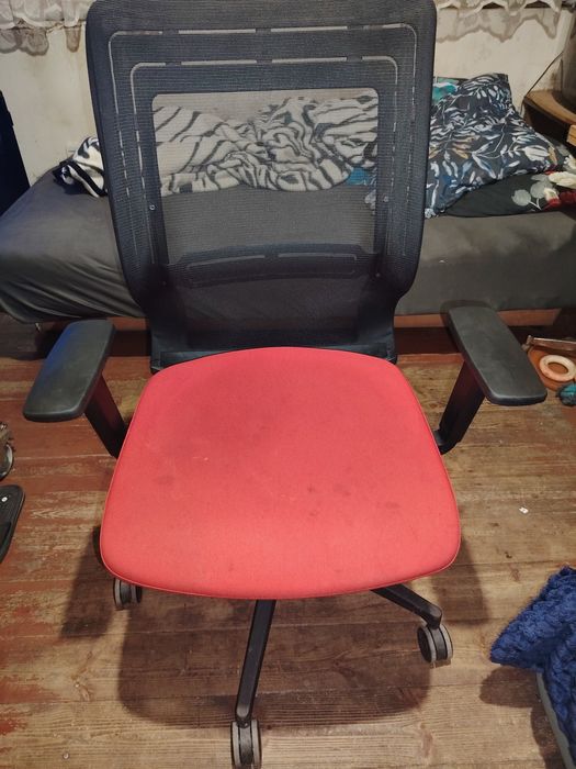 Forel obrotowy biurowy z siatkom UPF