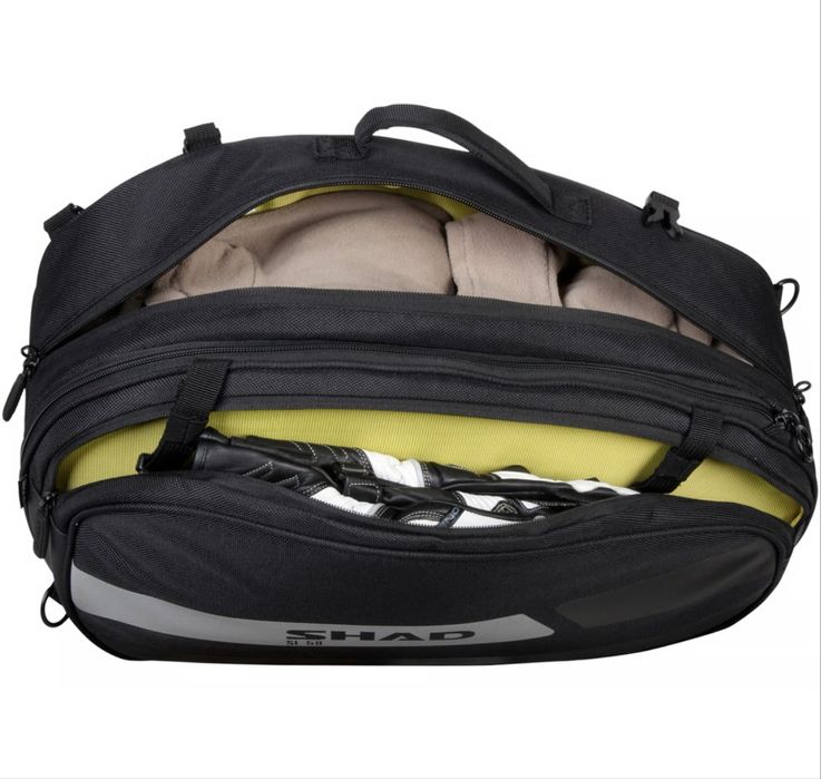 Moto Xmax 125 com todos os extras originais