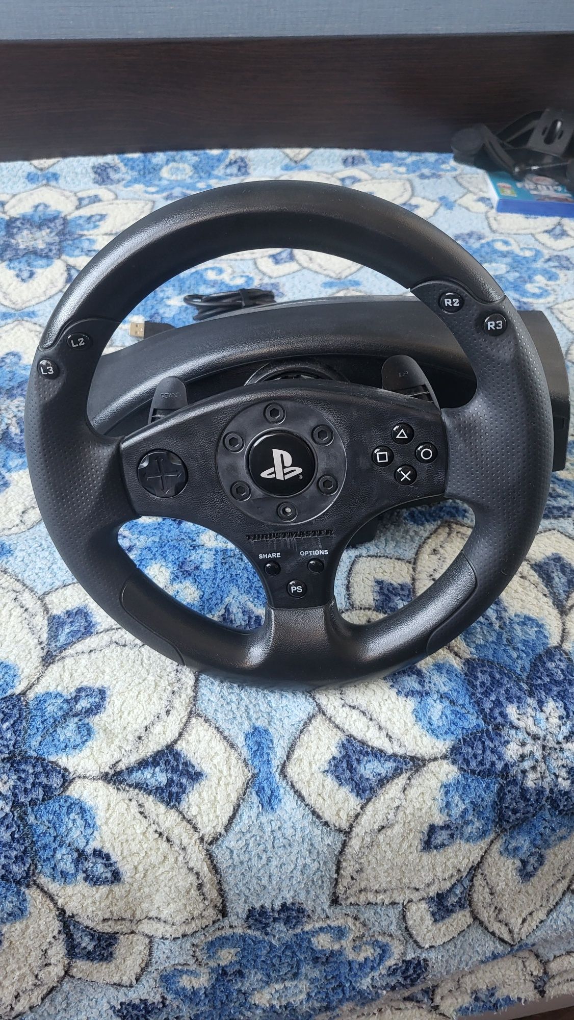 Продам thrusrtmaster-t80 та два діска fifa19,dirt rally 2.0