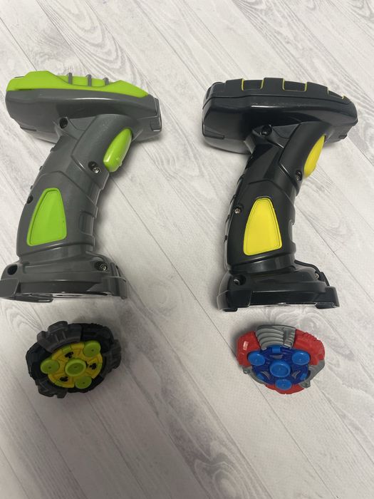 Battle Strikers магнітний бейблейд