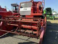 Зернозбиральний комбайн Massey Ferguson 206-8.