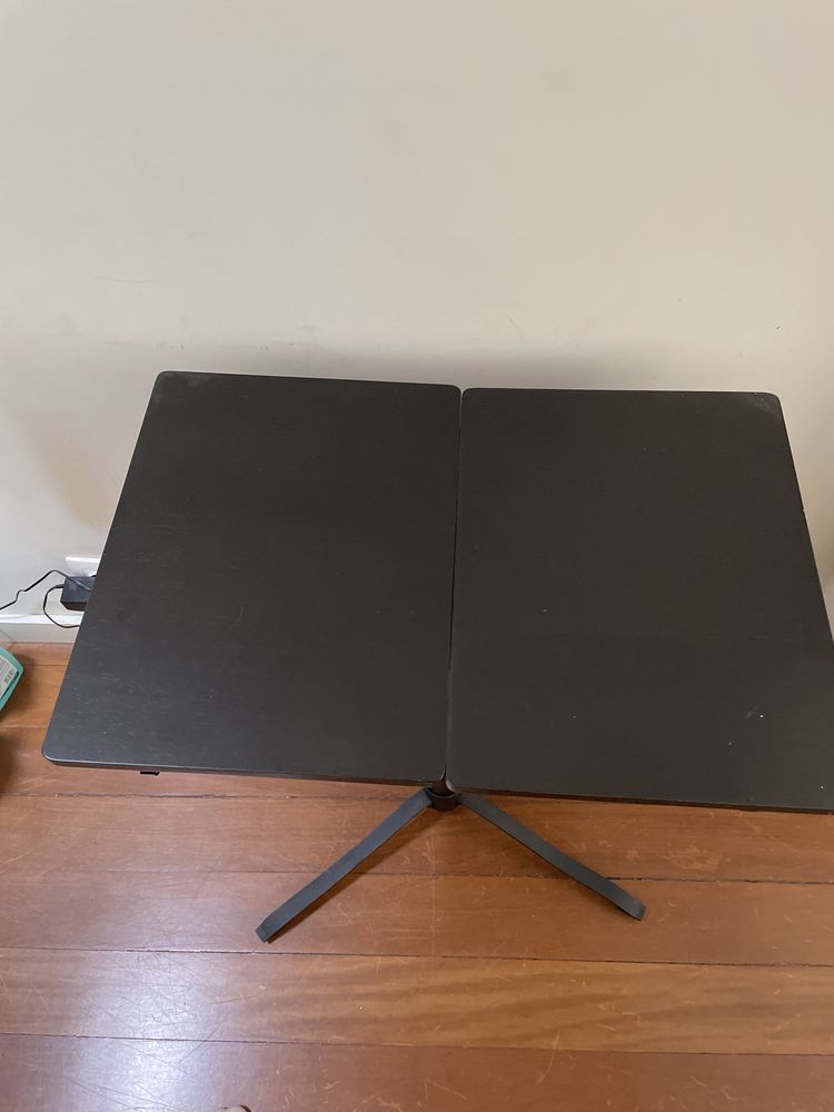 Mesa computador de cabeceira