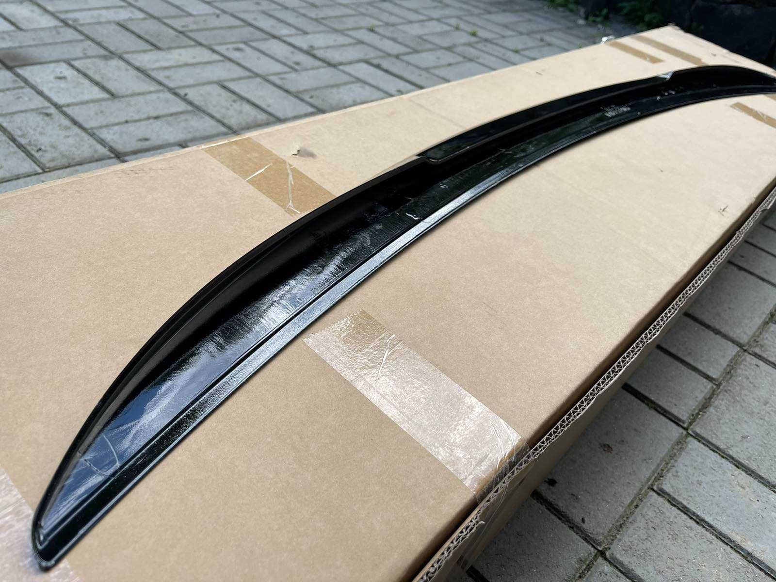 Спойлер BMW G30 тюнінг сабля стиль Performance (пластик, чорний глянц)